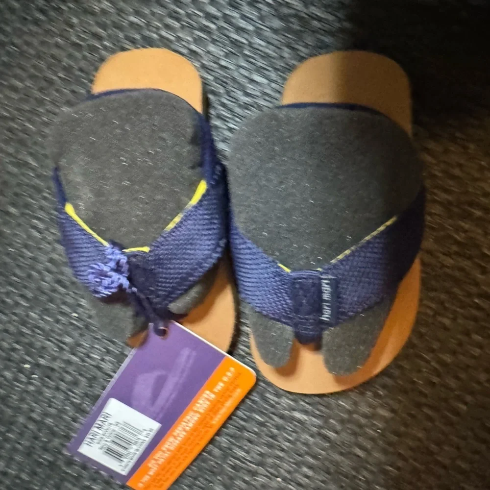 Hari Mari kids flip-flops with strap in the back - Picture 2 of 3